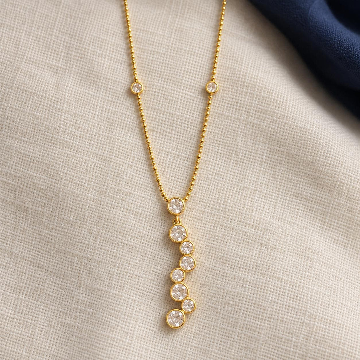 Gold Tone Cascading Circle Pendant Necklace, 304 Stainless Steel, Adjustable 42–47 cm