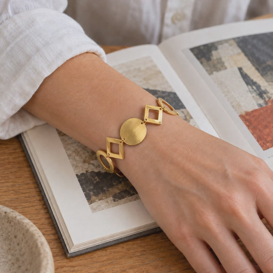 Geometric Disc & Open Link Bracelet, Gold Tone 304 Stainless Steel, 17–22 cm
